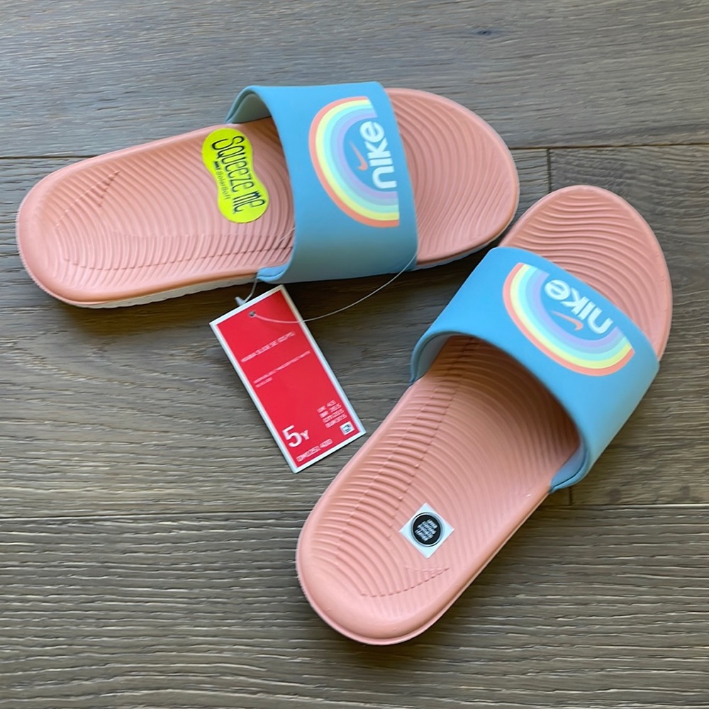 NWT Nike Kawa Slide SE Blue / White Rainbow Swoosh Size 5Y
